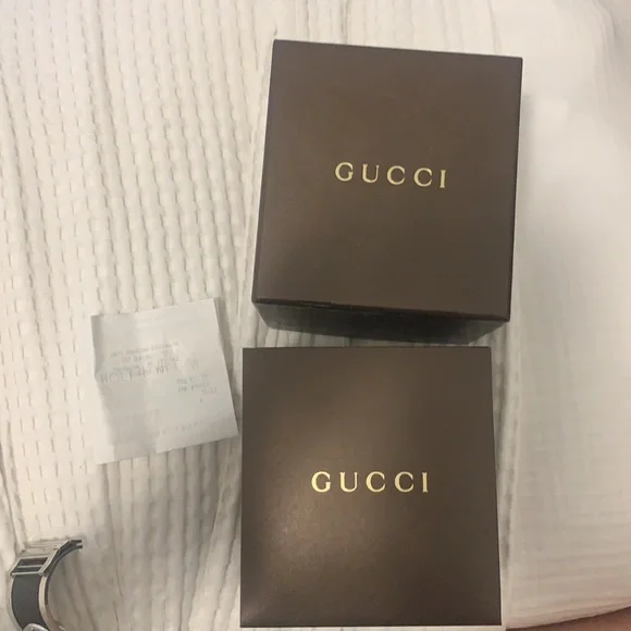 Gucci Watch - Picture 5 of 6